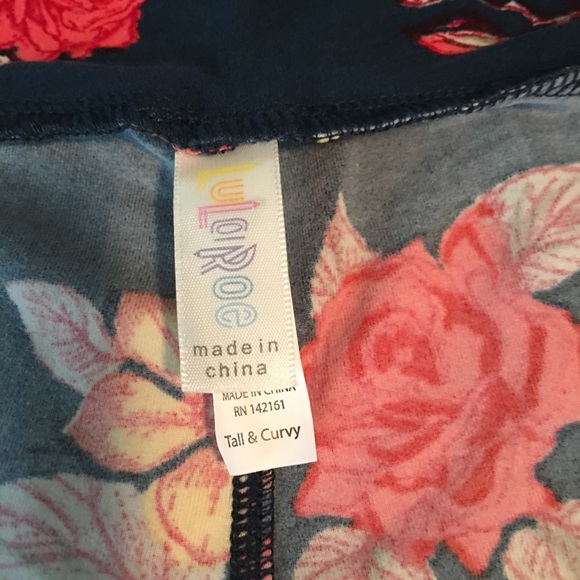 Lularoe tall and curvy leggings - Picture 2 of 2